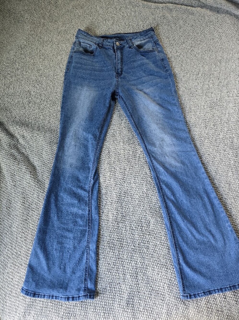 Classic Women's Blue Stretch Jeans